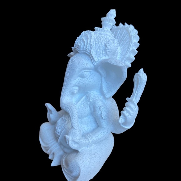 FOUR ARMED SEATED GANESH SCULPTURE - Picture 7 of 8